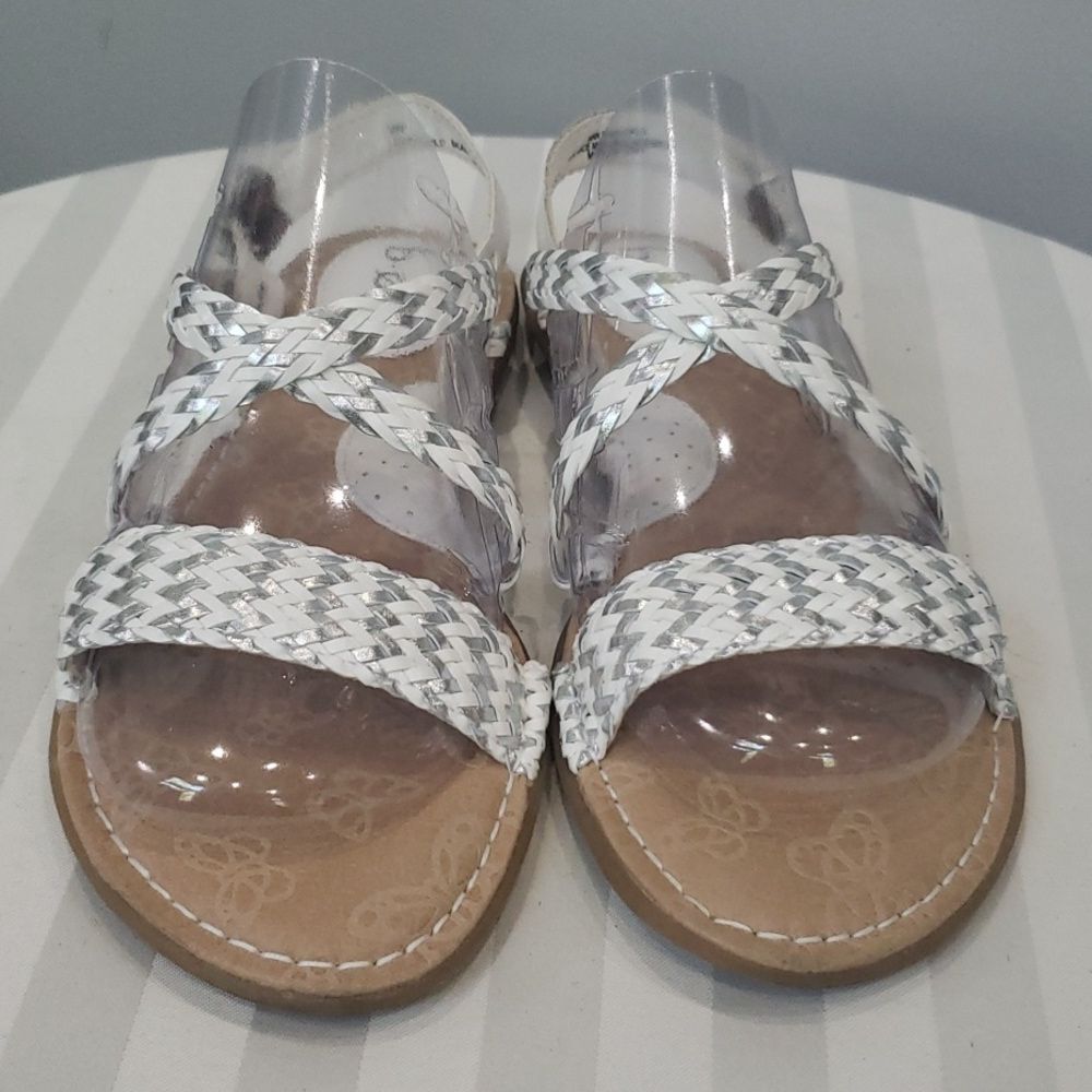 B.O.C Shoes Womens 8 White Silver Sandals Strappy Braided Flat